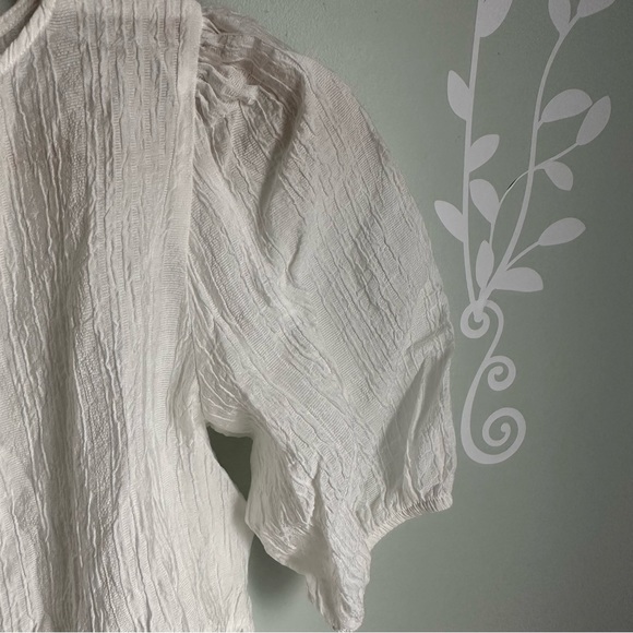 White H&M Puff Sleeve Blouse in size US M - Picture 4 of 7